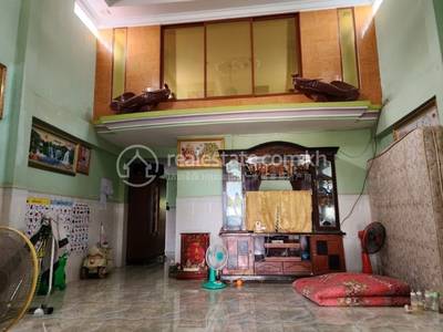 Boeng Nimol县, Chhuk村, 贡布