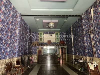 Kampong Svay市, 诗梳风市, 卜迭棉芷省