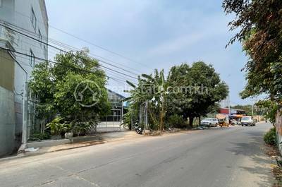 និរោធ, ច្បារអំពៅ, ភ្នំពេញ