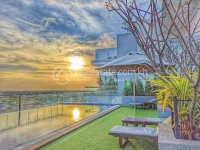 PS Crystal Condominium
