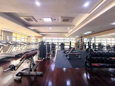 De Castle Royal Condominium