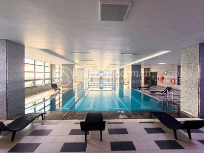 De Castle Royal Condominium