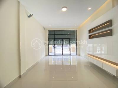 Borey Peng Huoth: The Star Platinum Eco Sunrise