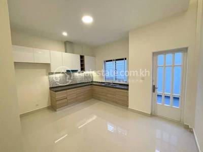 Borey Peng Huoth: The Star Platinum Eco Sunrise