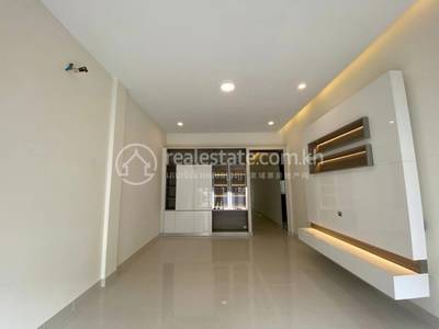 Borey Peng Huoth: The Star Platinum Eco Sunrise