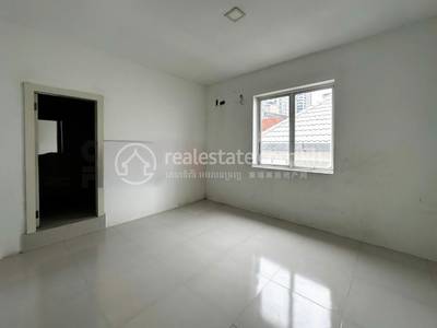  , Chakto Mukh, Daun Penh, พนมเปญ