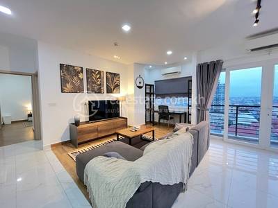 PS Crystal Condominium
