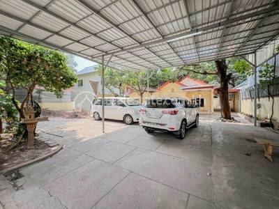 Tonle Bassac, Chamkarmon, Phnom Penh