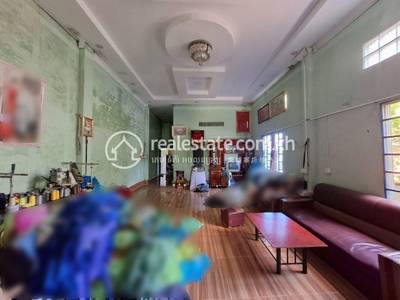 Preaek Ta Teaen县, Ponhea Lueu市, 干拉省
