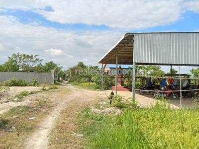 Daeum Rues, Kandal Stueng, Kandal