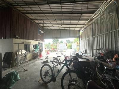 ជើងឯក, ដង្កោរ, ភ្នំពេញ