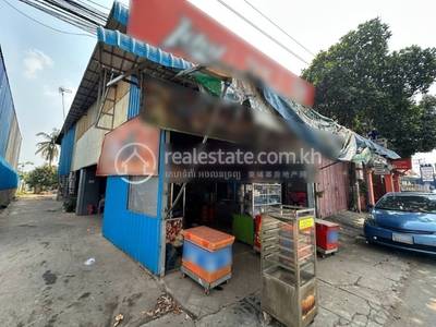 ព្រែកអញ្ចាញ, មុខកំពូល, កណ្ដាល