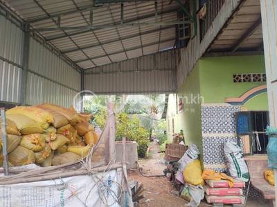 L'ang, Dang Tong, Kampot