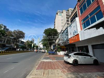 Boeung Trabek, Chamkarmon, Phnom Penh