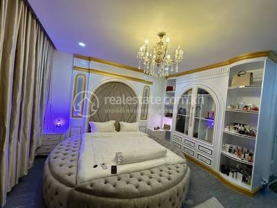 Borey Peng Huoth: The Star Platinum Eco Romance
