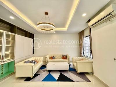 Borey Peng Huoth: The Star Platinum Euro Ville