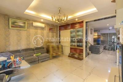 Borey Peng Huoth : The Star Platinum Mercurean II