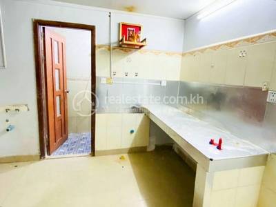  , Tumnob Tuek, Chamkarmon, Phnom Penh