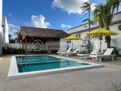 Royal Beach Villa's & Residence