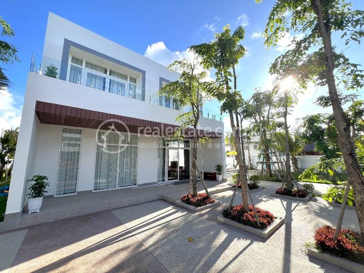Royal Beach Villa's & Residence