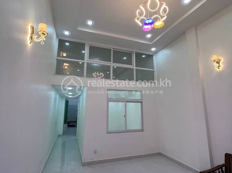  , ផ្សារកណ្តាល១, ដូនពេញ, ភ្នំពេញ