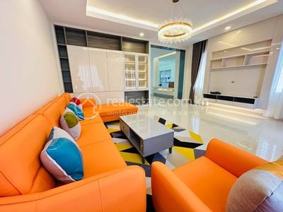 Borey Peng Huoth: The Star Platinum Eco Melody