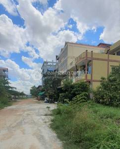 ឃ្មួញ, សែនសុខ, ភ្នំពេញ