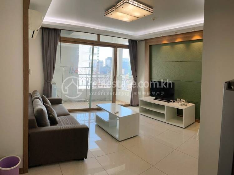 De Castle Royal Condominium