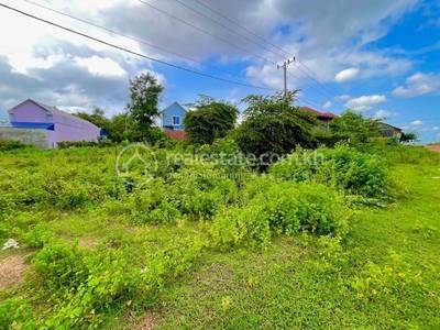 ស្ទឹងត្រែង, ស្ទឹងត្រែង, ស្ទឹងត្រែង