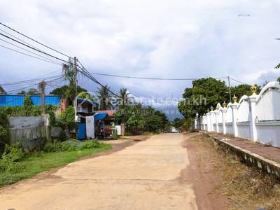 ស្ទឹងត្រែង, ស្ទឹងត្រែង, ស្ទឹងត្រែង