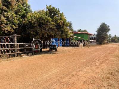 ស្រែសំបូរ, សៀមប៉ាង, ស្ទឹងត្រែង