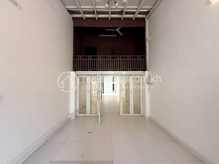 Chey Chumneah, Daun Penh, Phnom Penh