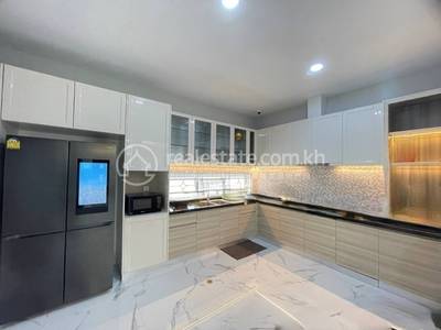 Borey Peng Huoth: The Star Platinum Eco Veranda