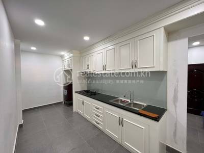 បុរី ហាយ ធិច ឌឹព្រីមៀម