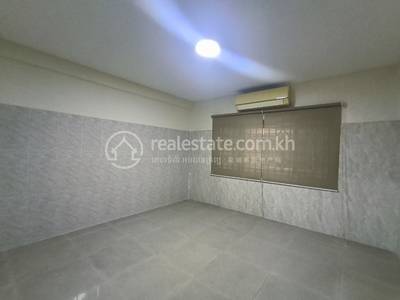  , ទំនប់ទឹក, ចំការមន, ភ្នំពេញ