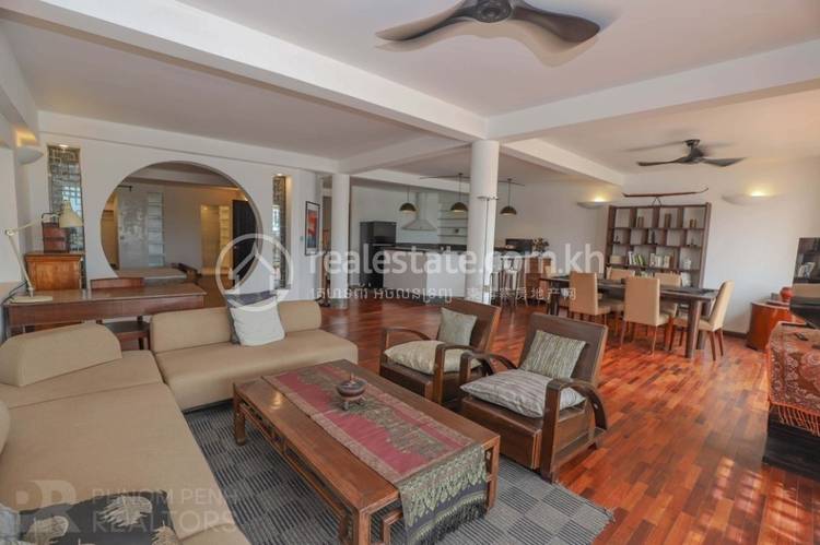   , Phsar Chas, Daun Penh, Phnom Penh