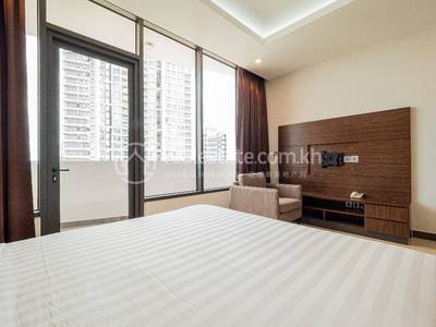 MIRA Residences and Offices 