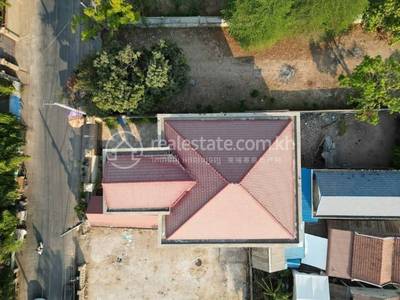 976 BETONG, Nirouth, Chbar Ampov, พนมเปญ
