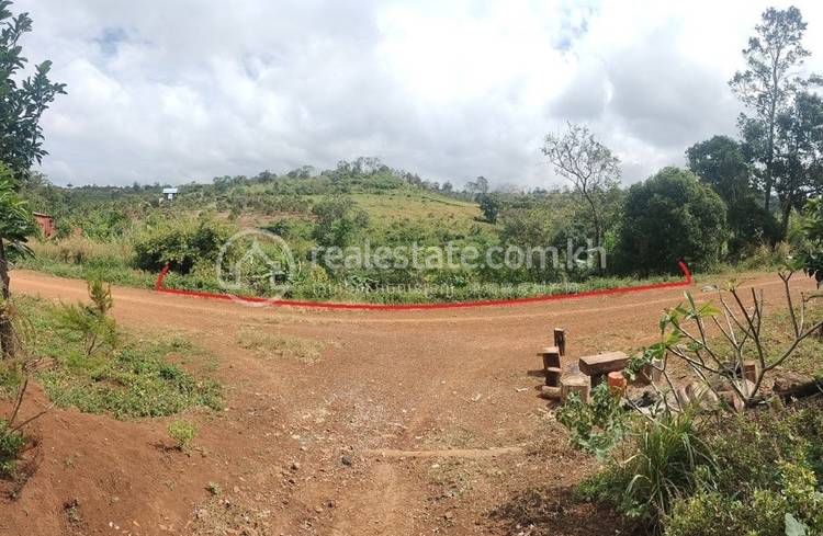 Sokh Dom, Saen Monourom, Mondulkiri