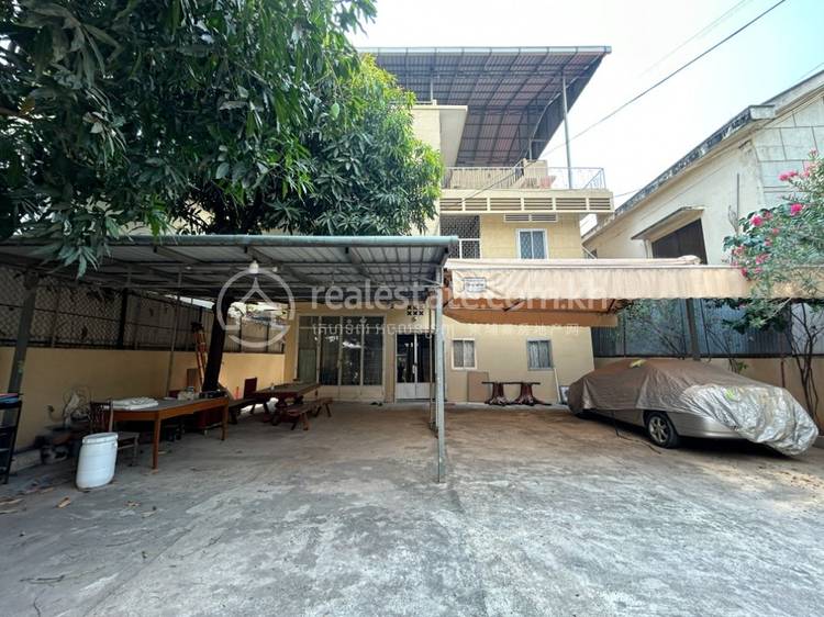 ទន្លេបាសាក់, ចំការមន, ភ្នំពេញ