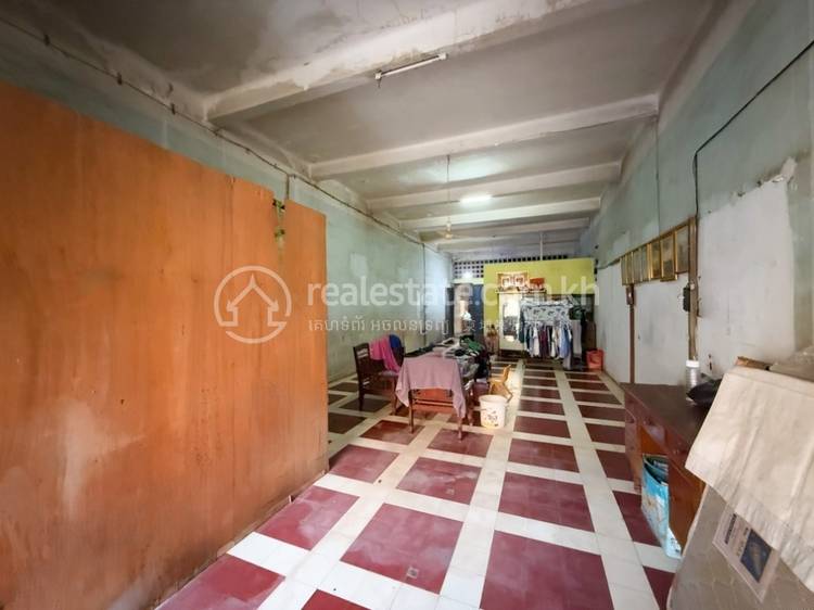 ផ្សារថ្មី, ដូនពេញ, ភ្នំពេញ