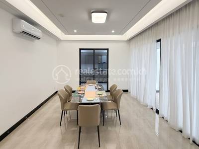 Edited R-7800 IMG_20250722_144710_434 (16).jpg