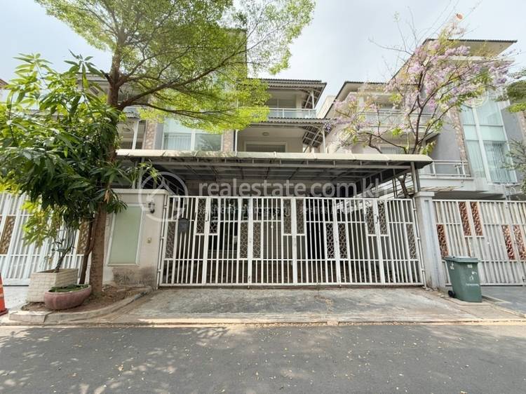 Ou Baek K'am村, 森速区, 金边
