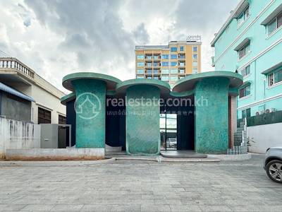 Edited REAKH-7810 IMG_1309 (1).jpg