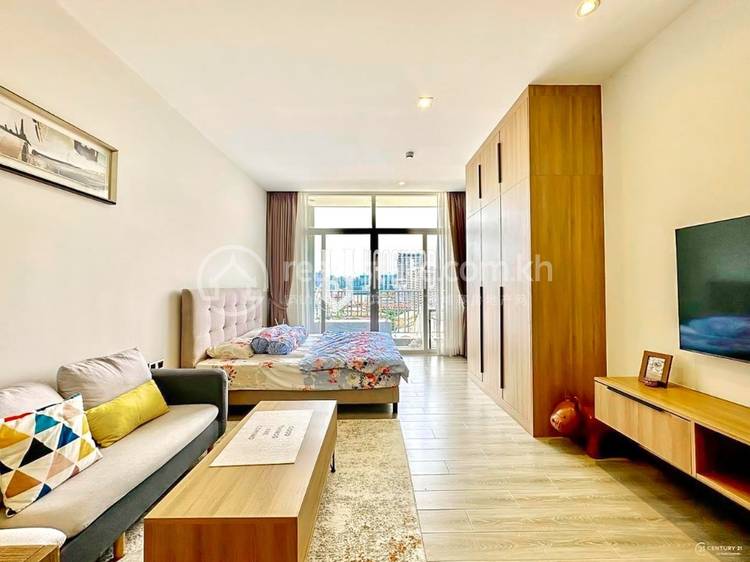 Golden One Residence
