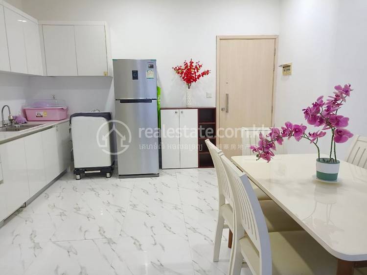 PS Crystal Condominium