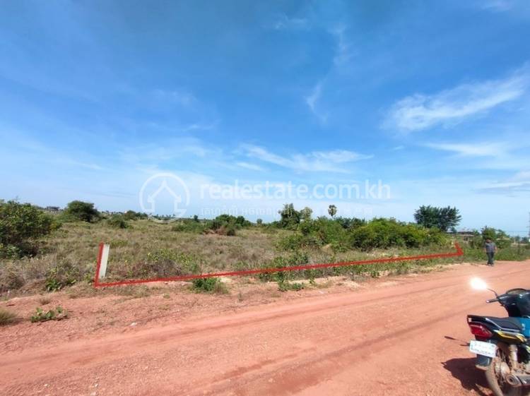 អំពិល, ប្រាសាទបាគង, សៀមរាប