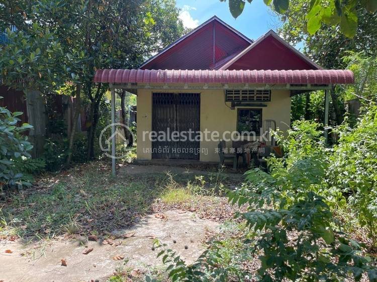Prasat, Kampong Trabaek, Prey Veng