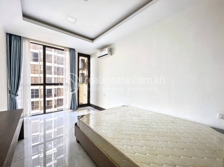 Orkide The Royal Condominium