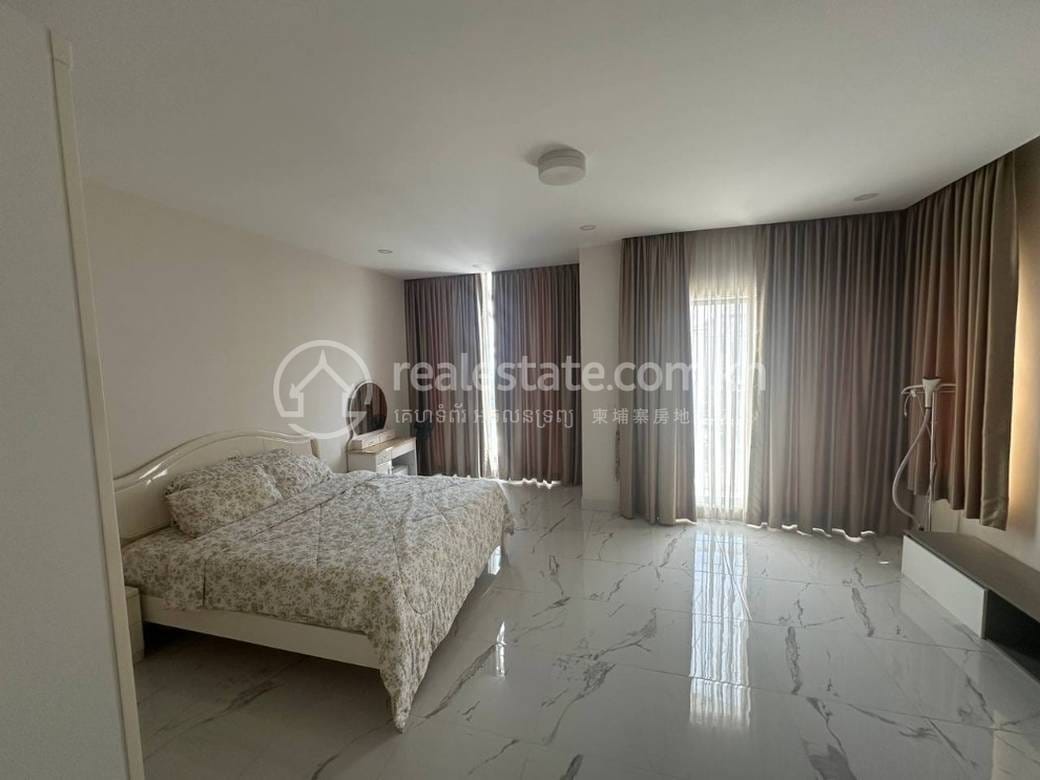 Sen Sok Twin Villa For Sale in Sen Sok